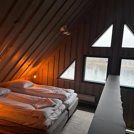 מלון Shaman Village - & Glass Igloos רובניימי