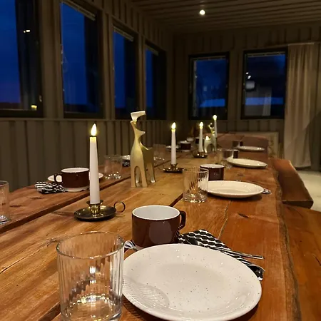 Shaman Village - & Glass Igloos רובניימי