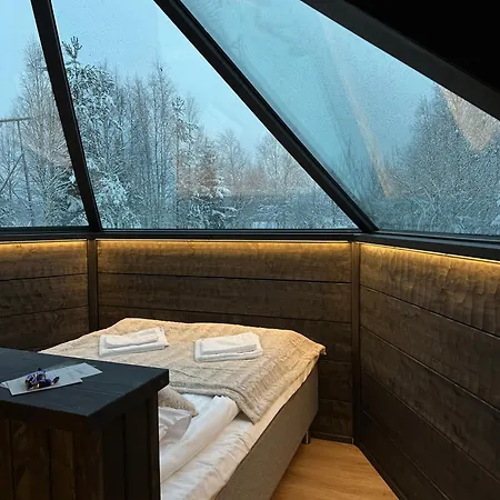 Shaman Village - & Glass Igloos Рованиеми